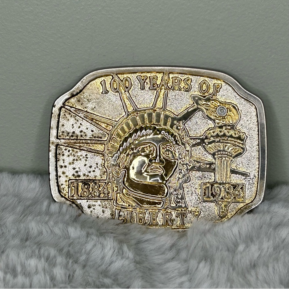 Vintage Statue of Liberty Belt Buckle 100 Years 1884–1984 Brass Tone USA